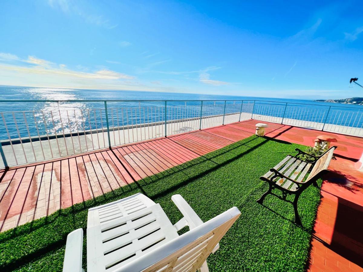 Suite Sunset 11 - Fronte Mare Sanremo Bagian luar foto